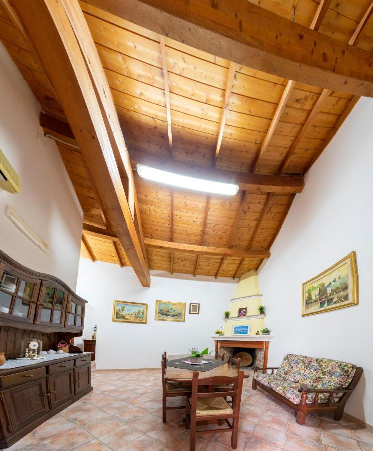 Is Cuccus Bed & Breakfast Masainas Ngoại thất bức ảnh